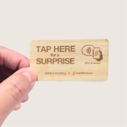 Wooden E-card | NFC Enabled
