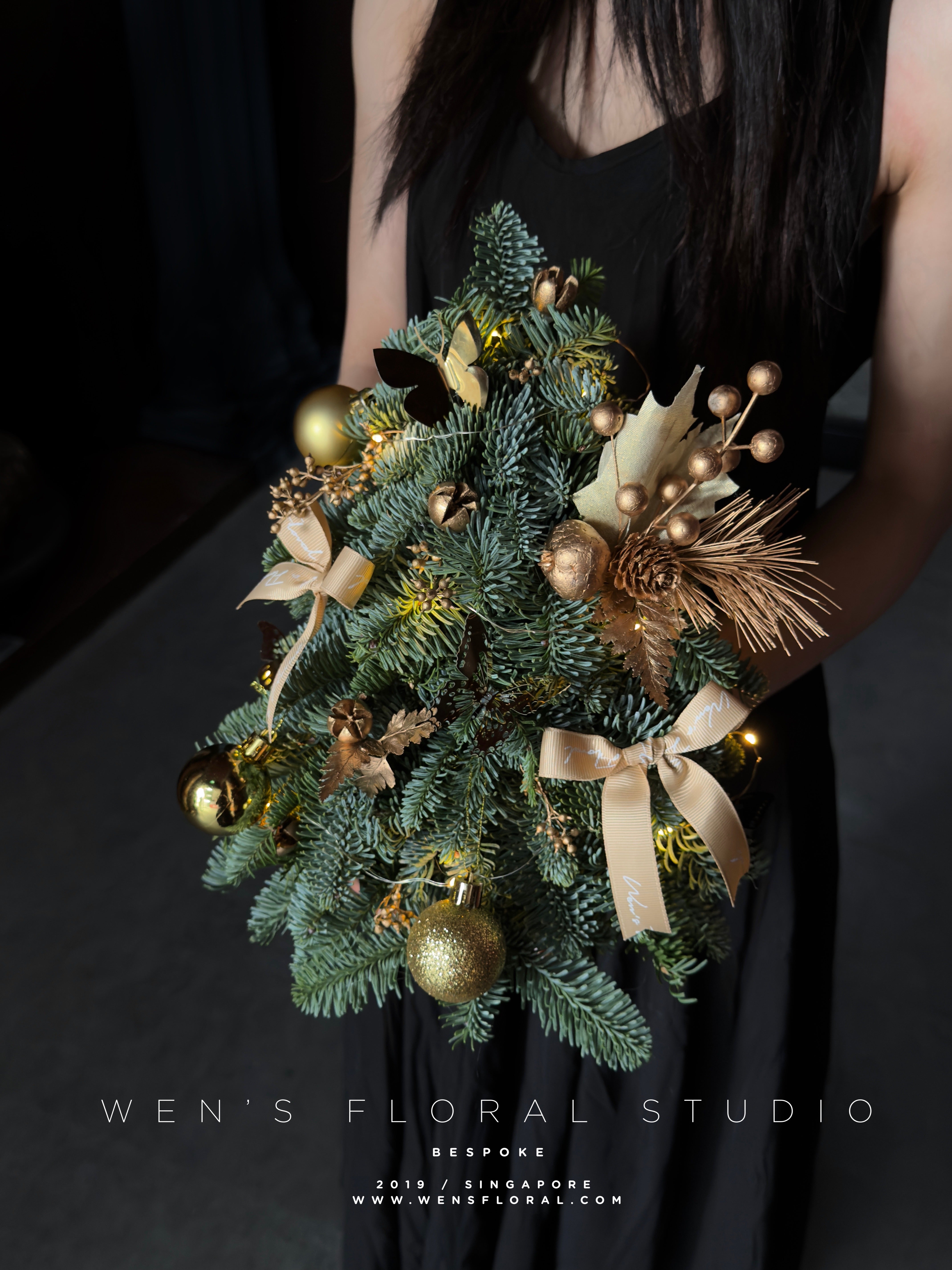 Mini fresh Christmas tree - Gold