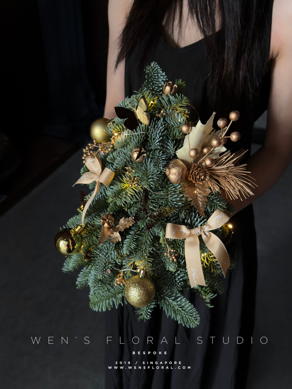 Mini fresh Christmas tree - Gold