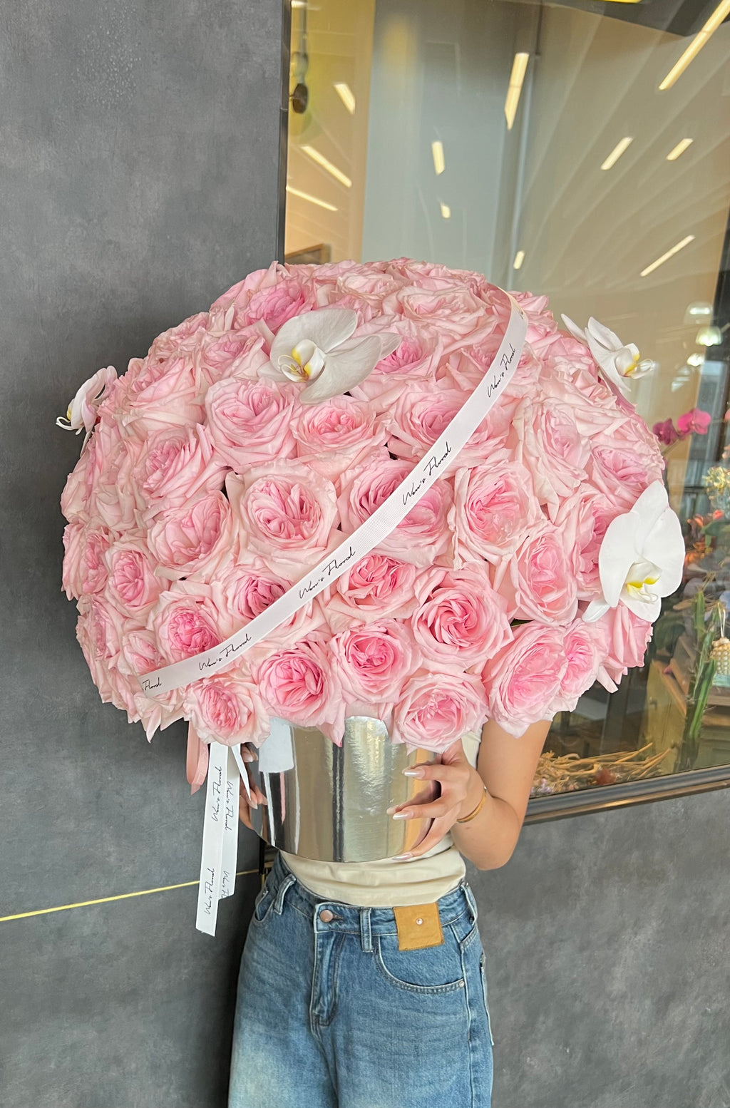 Grand 111 roses bloom box- Premium Pink O’hara roses