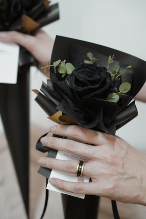 Preserved flower small bouquet - Black
